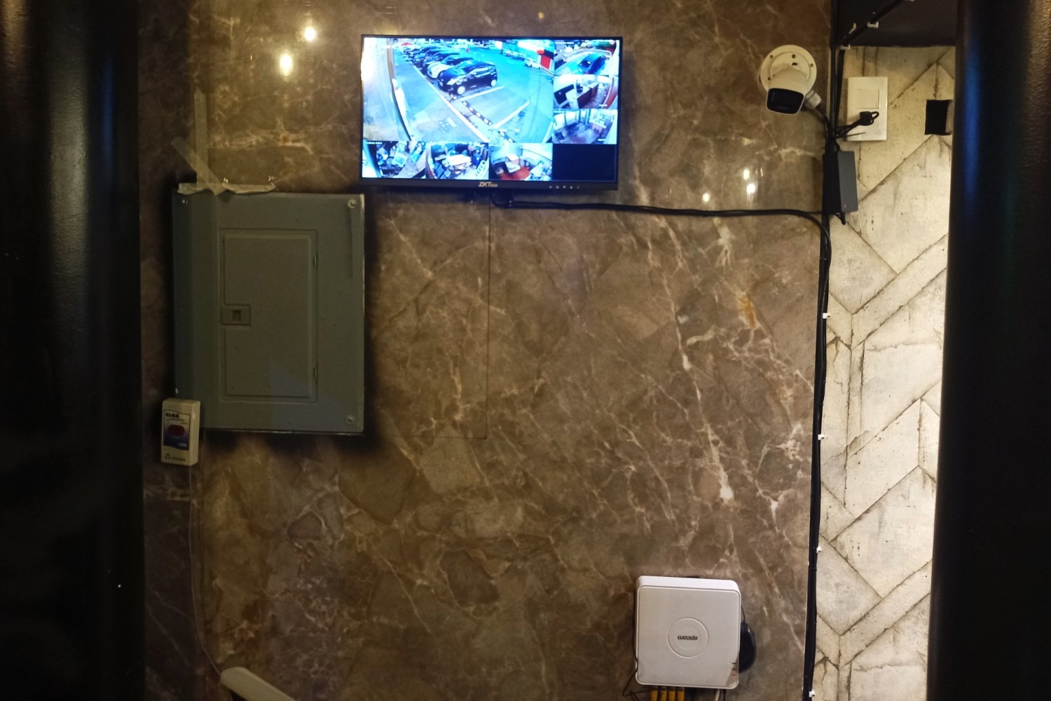Cámaras de seguridad videovigilancia circuito cerrado de televisión instalación mantenimiento en México (17) Cámaras de seguridad videovigilancia circuito cerrado de televisión instalación mantenimiento en México (17)